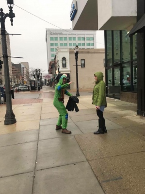 ONESIE PUB CRAWL 1.jpg